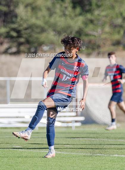 Thumbnail 3 in Kent Denver vs Delta (CHSAA 3A Round 1)) photogallery.