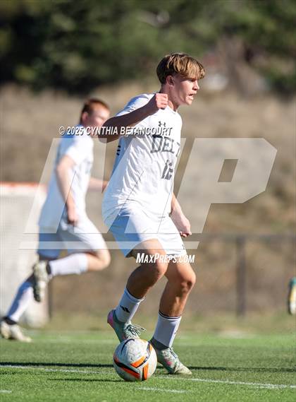 Thumbnail 3 in Kent Denver vs Delta (CHSAA 3A Round 1)) photogallery.