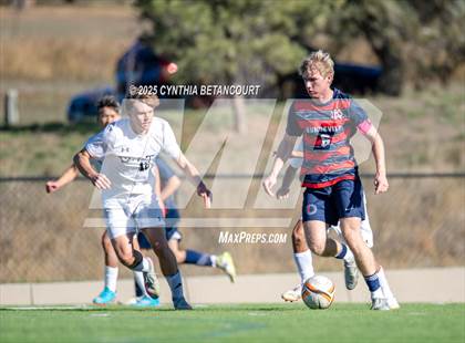 Thumbnail 2 in Kent Denver vs Delta (CHSAA 3A Round 1)) photogallery.