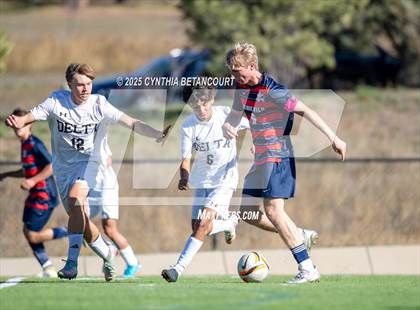 Thumbnail 3 in Kent Denver vs Delta (CHSAA 3A Round 1)) photogallery.