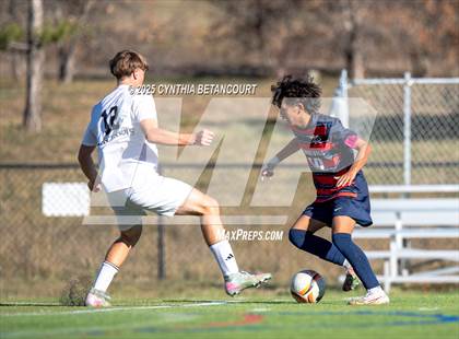 Thumbnail 1 in Kent Denver vs Delta (CHSAA 3A Round 1)) photogallery.