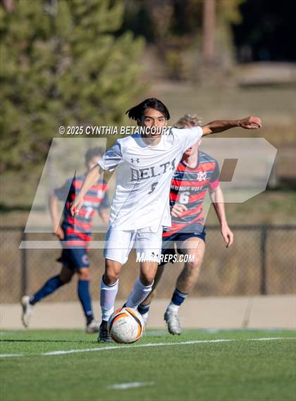 Thumbnail 3 in Kent Denver vs Delta (CHSAA 3A Round 1)) photogallery.