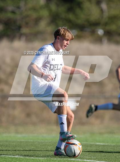 Thumbnail 2 in Kent Denver vs Delta (CHSAA 3A Round 1)) photogallery.