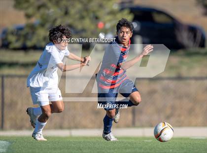 Thumbnail 2 in Kent Denver vs Delta (CHSAA 3A Round 1)) photogallery.