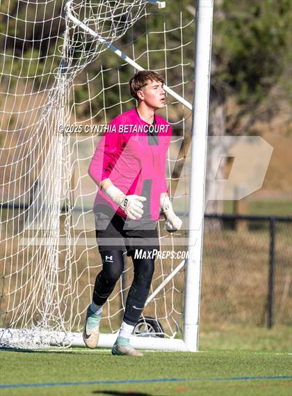 Thumbnail 1 in Kent Denver vs Delta (CHSAA 3A Round 1)) photogallery.