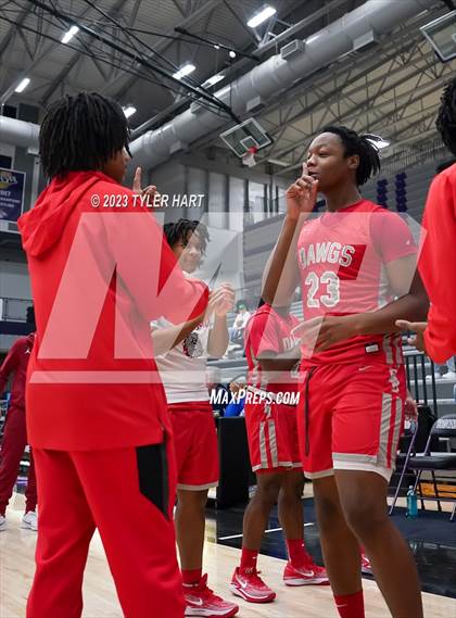 Thumbnail 1 in Cathedral vs. Evansville Bosse (Sneakers for Santa Shootout) photogallery.