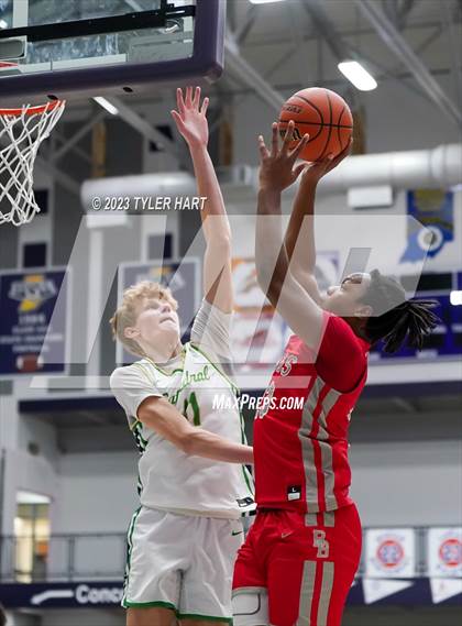 Thumbnail 1 in Cathedral vs. Evansville Bosse (Sneakers for Santa Shootout) photogallery.