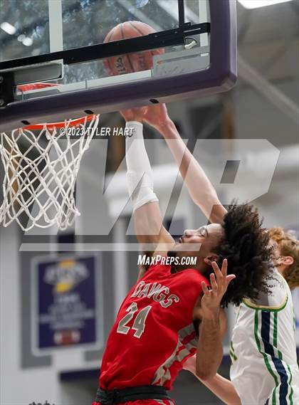 Thumbnail 1 in Cathedral vs. Evansville Bosse (Sneakers for Santa Shootout) photogallery.