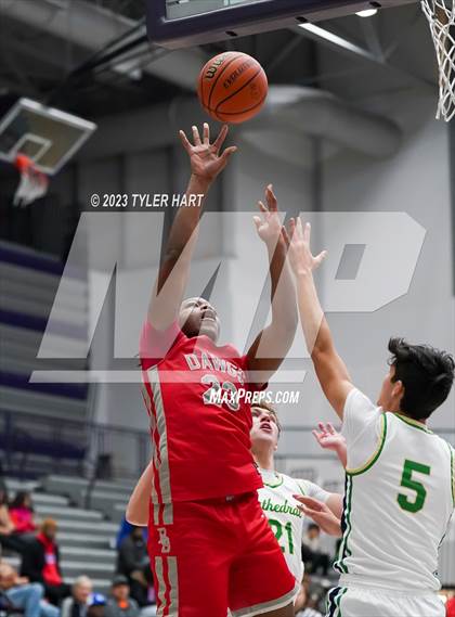 Thumbnail 2 in Cathedral vs. Evansville Bosse (Sneakers for Santa Shootout) photogallery.