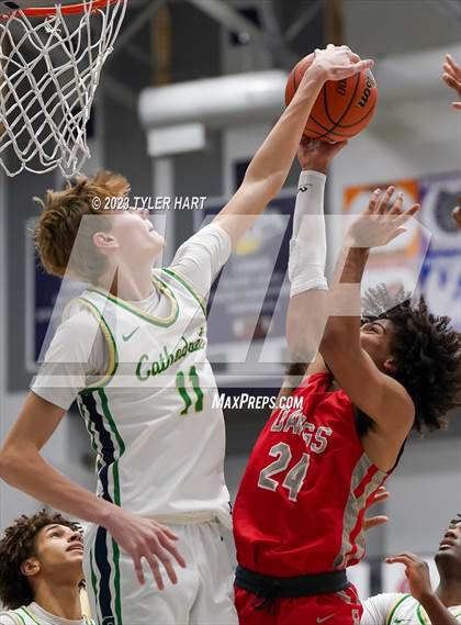 Thumbnail 2 in Cathedral vs. Evansville Bosse (Sneakers for Santa Shootout) photogallery.