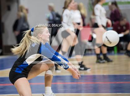Thumbnail 1 in Rye vs. Lyons (CHSAA 2A First Round) photogallery.