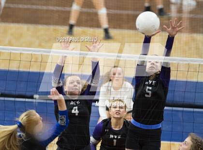 Thumbnail 3 in Rye vs. Lyons (CHSAA 2A First Round) photogallery.