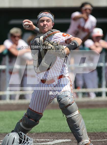 Thumbnail 2 in Skyridge vs. Pleasant Grove (UHSAA 6A Bracket Play) photogallery.