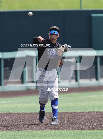 Thumbnail 2 in Skyridge vs. Pleasant Grove (UHSAA 6A Bracket Play) photogallery.