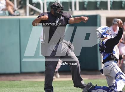 Thumbnail 1 in Skyridge vs. Pleasant Grove (UHSAA 6A Bracket Play) photogallery.