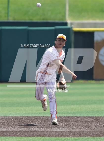 Thumbnail 2 in Skyridge vs. Pleasant Grove (UHSAA 6A Bracket Play) photogallery.