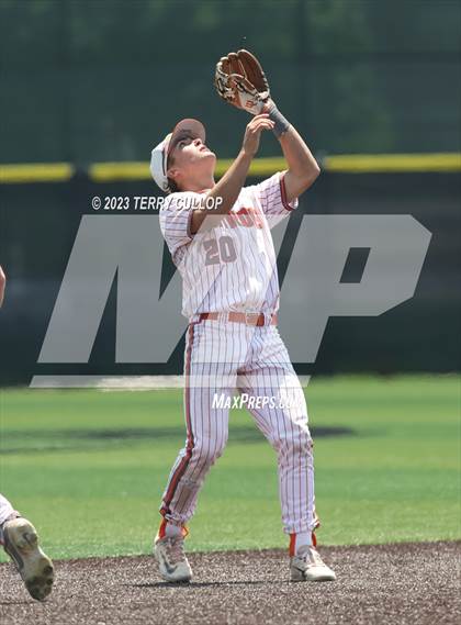 Thumbnail 2 in Skyridge vs. Pleasant Grove (UHSAA 6A Bracket Play) photogallery.