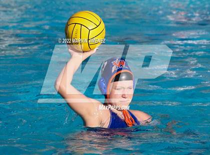 Thumbnail 2 in Westlake vs Newbury Park photogallery.