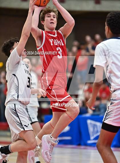 Thumbnail 3 in  The Vanguard School vs Yuma (CHSAA 3A Final) photogallery.