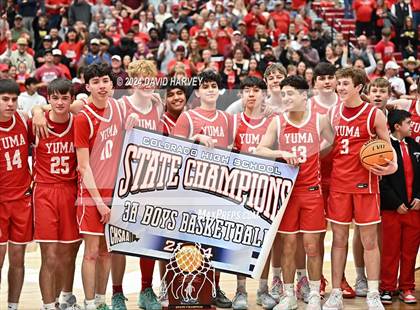 Thumbnail 2 in  The Vanguard School vs Yuma (CHSAA 3A Final) photogallery.