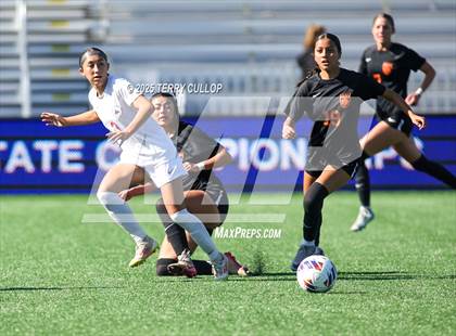Thumbnail 3 in Ogden vs. Grantsville (UHSAA 3A Semi Final) photogallery.