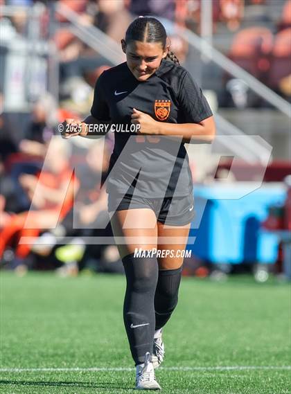Thumbnail 3 in Ogden vs. Grantsville (UHSAA 3A Semi Final) photogallery.