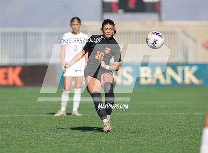 Thumbnail 3 in Ogden vs. Grantsville (UHSAA 3A Semi Final) photogallery.