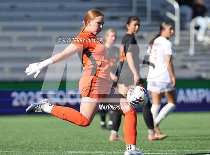 Thumbnail 3 in Ogden vs. Grantsville (UHSAA 3A Semi Final) photogallery.