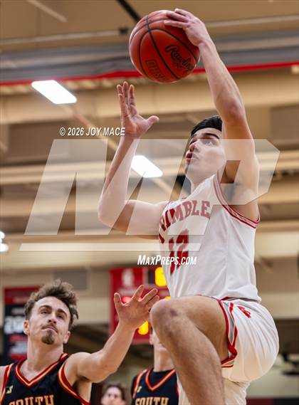 Thumbnail 3 in South Gallia vs. Trimble photogallery.