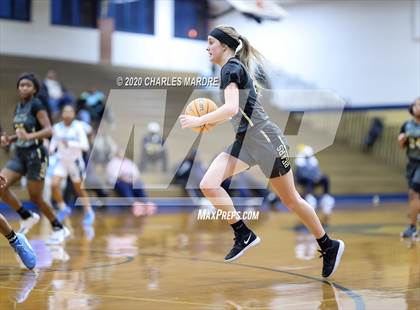 Thumbnail 3 in Overhills vs. Gray's Creek photogallery.