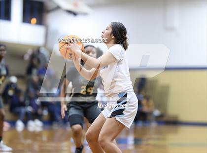 Thumbnail 1 in Overhills vs. Gray's Creek photogallery.