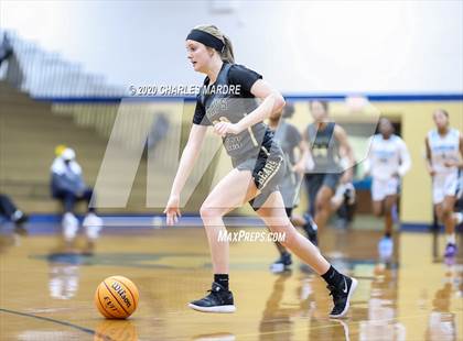 Thumbnail 3 in Overhills vs. Gray's Creek photogallery.