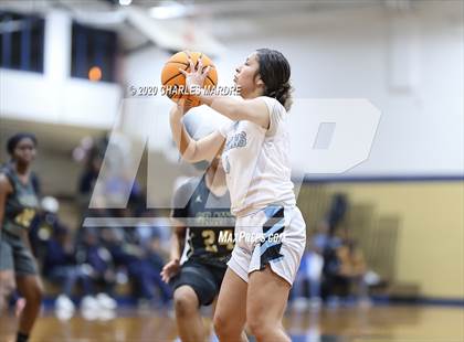 Thumbnail 2 in Overhills vs. Gray's Creek photogallery.