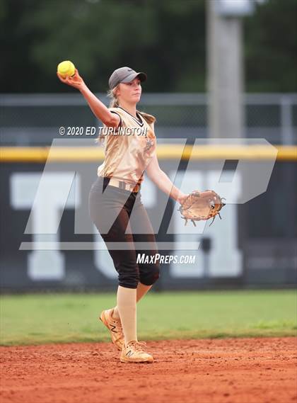 Thumbnail 3 in Sprayberry @ Lassiter photogallery.