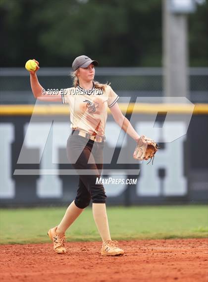 Thumbnail 2 in Sprayberry @ Lassiter photogallery.
