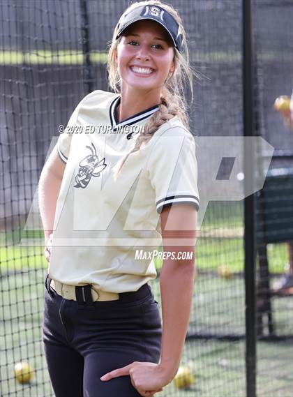 Thumbnail 2 in Sprayberry @ Lassiter photogallery.