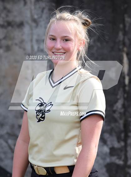 Thumbnail 1 in Sprayberry @ Lassiter photogallery.