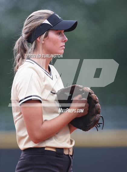 Thumbnail 1 in Sprayberry @ Lassiter photogallery.