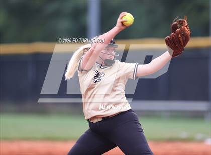 Thumbnail 3 in Sprayberry @ Lassiter photogallery.