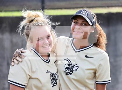 Thumbnail 3 in Sprayberry @ Lassiter photogallery.