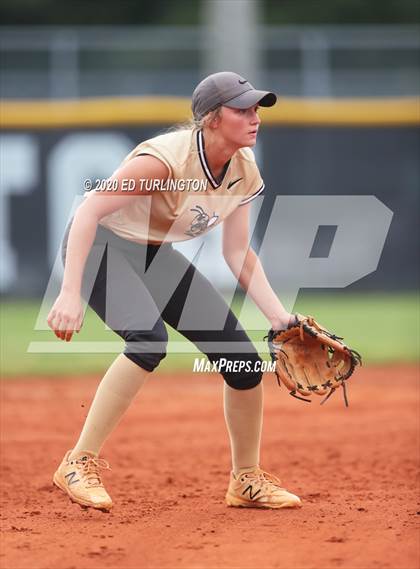 Thumbnail 1 in Sprayberry @ Lassiter photogallery.