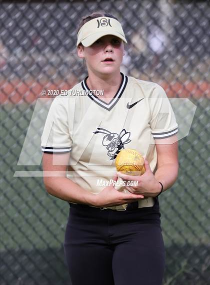 Thumbnail 1 in Sprayberry @ Lassiter photogallery.