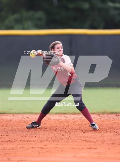 Thumbnail 2 in Sprayberry @ Lassiter photogallery.