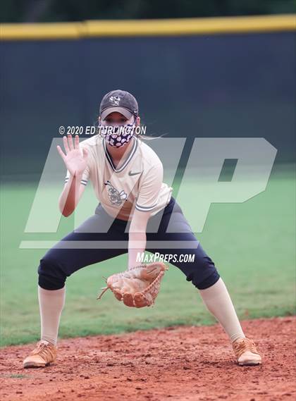 Thumbnail 2 in Sprayberry @ Lassiter photogallery.