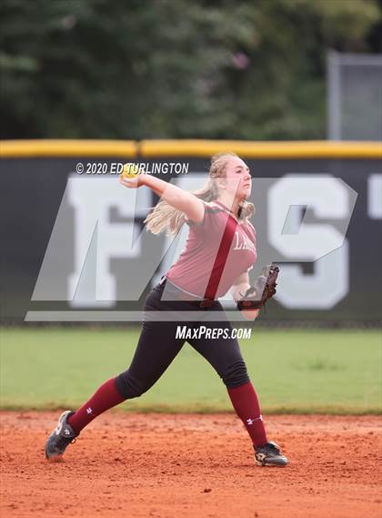 Thumbnail 3 in Sprayberry @ Lassiter photogallery.