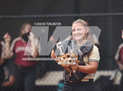 Thumbnail 3 in Sprayberry @ Lassiter photogallery.