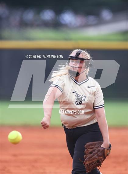 Thumbnail 1 in Sprayberry @ Lassiter photogallery.