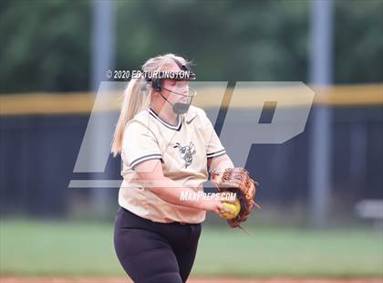 Thumbnail 1 in Sprayberry @ Lassiter photogallery.