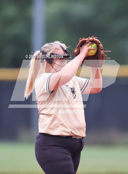 Thumbnail 3 in Sprayberry @ Lassiter photogallery.