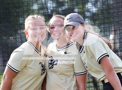 Thumbnail 1 in Sprayberry @ Lassiter photogallery.
